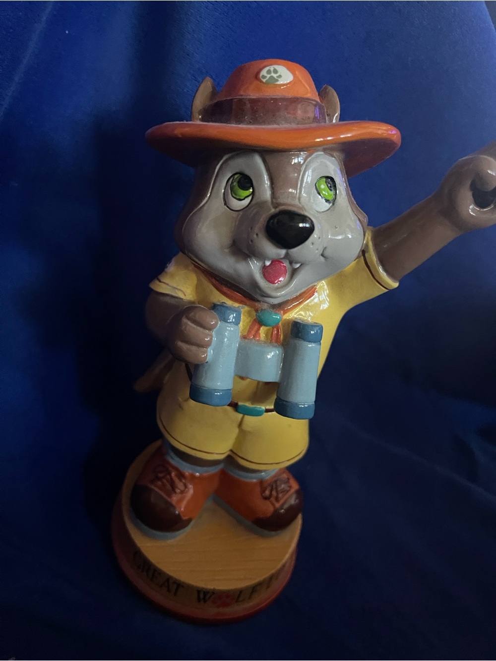 Great Wolf Lodge coin holder- Kids Explorer Wolf Figurine
